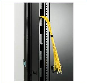 Vertikal kabelmanagement
